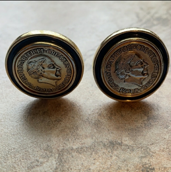 RARE Vintage PAOLO GUCCI Clip On Medallion Earrings - Picture 4 of 9